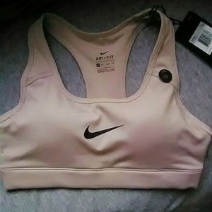 NWT Nike Victory Bra